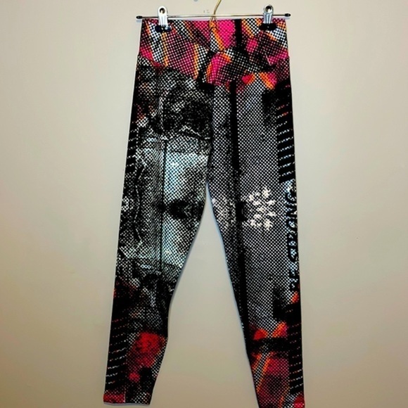 PRINT “Be strong” legging - Picture 1 of 6